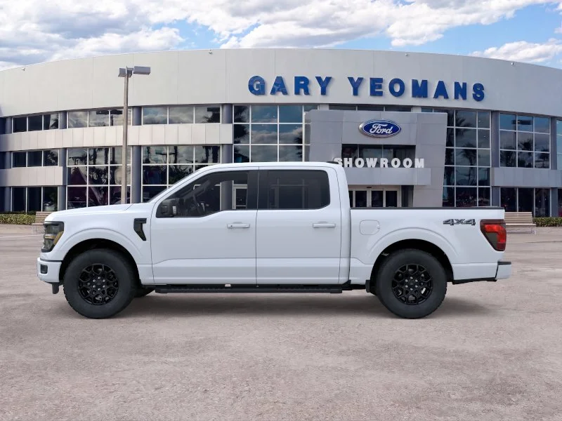 New 2026 Oxford White Ford XLT image 3