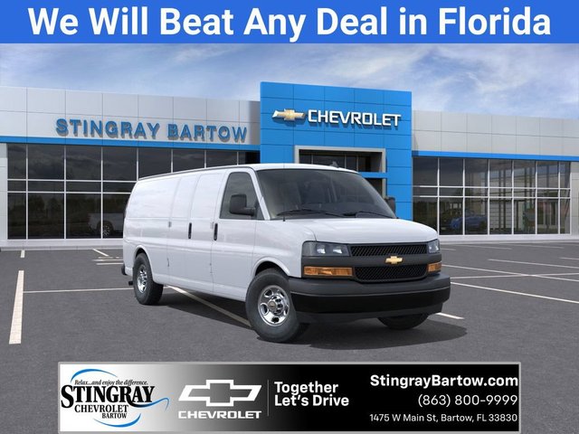 2025 Chevrolet Express Cargo WT