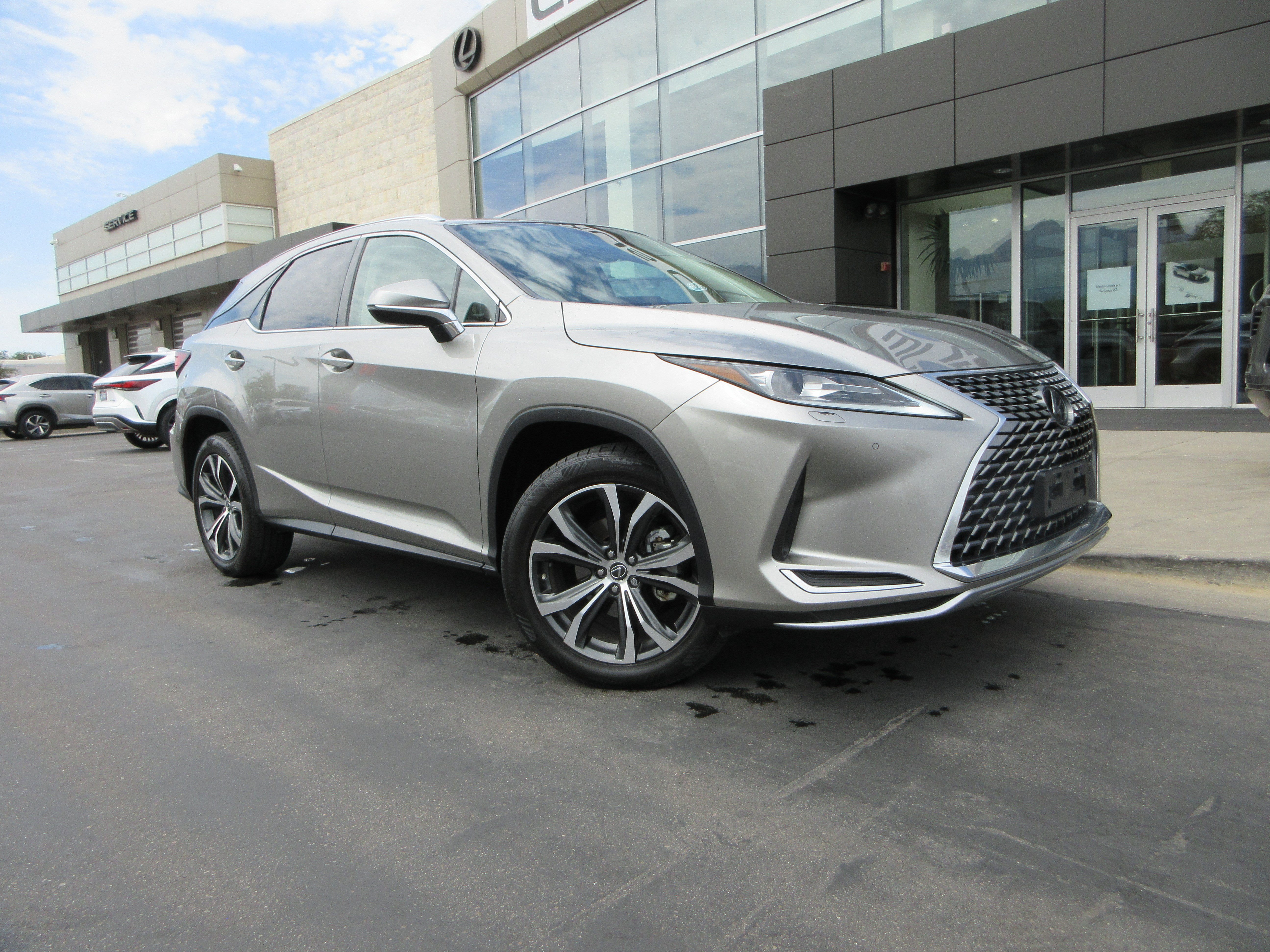 Used 2020 Atomic Silver Lexus 350 image 13