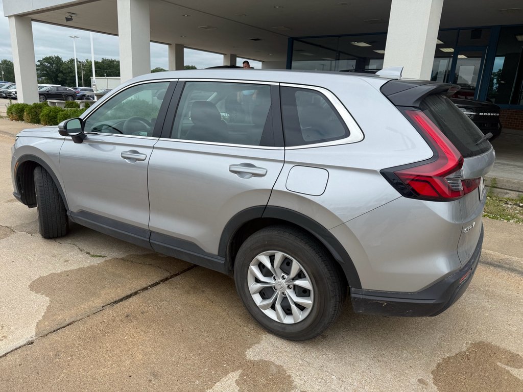 Used 2023 Lunar Silver Metallic Honda LX image 6