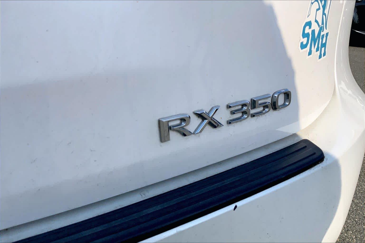 Used 2017 Eminent White Pearl Lexus  image 10