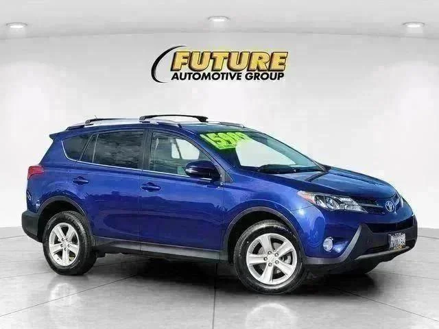 2014 Toyota RAV4 XLE AWD's photo