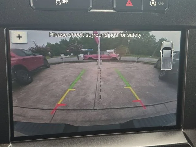 Used 2019 Silver Ford XLT image 24