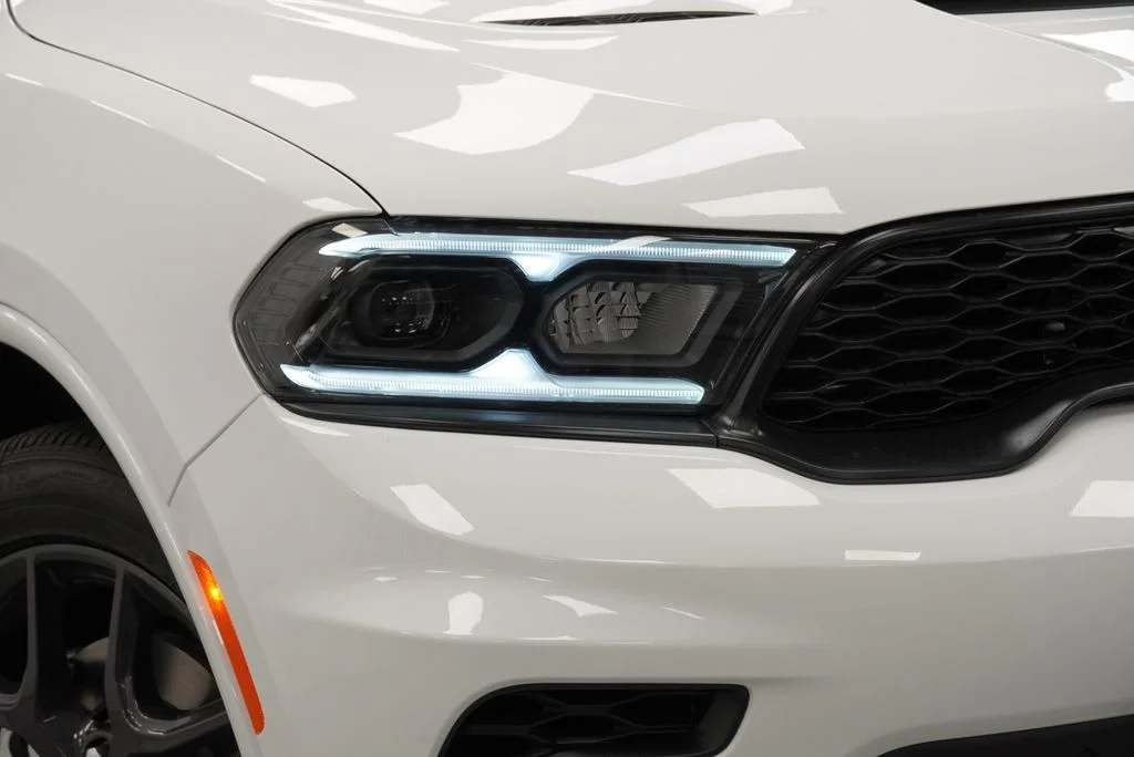 New 2026 White Knuckle Clear-Coat Exterior Paint Dodge GT Plus HEMI V8 image 5