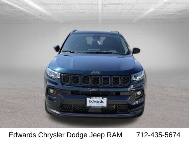New 2026 Fathom Blue Pearl-Coat Exterior Paint Jeep Limited image 2