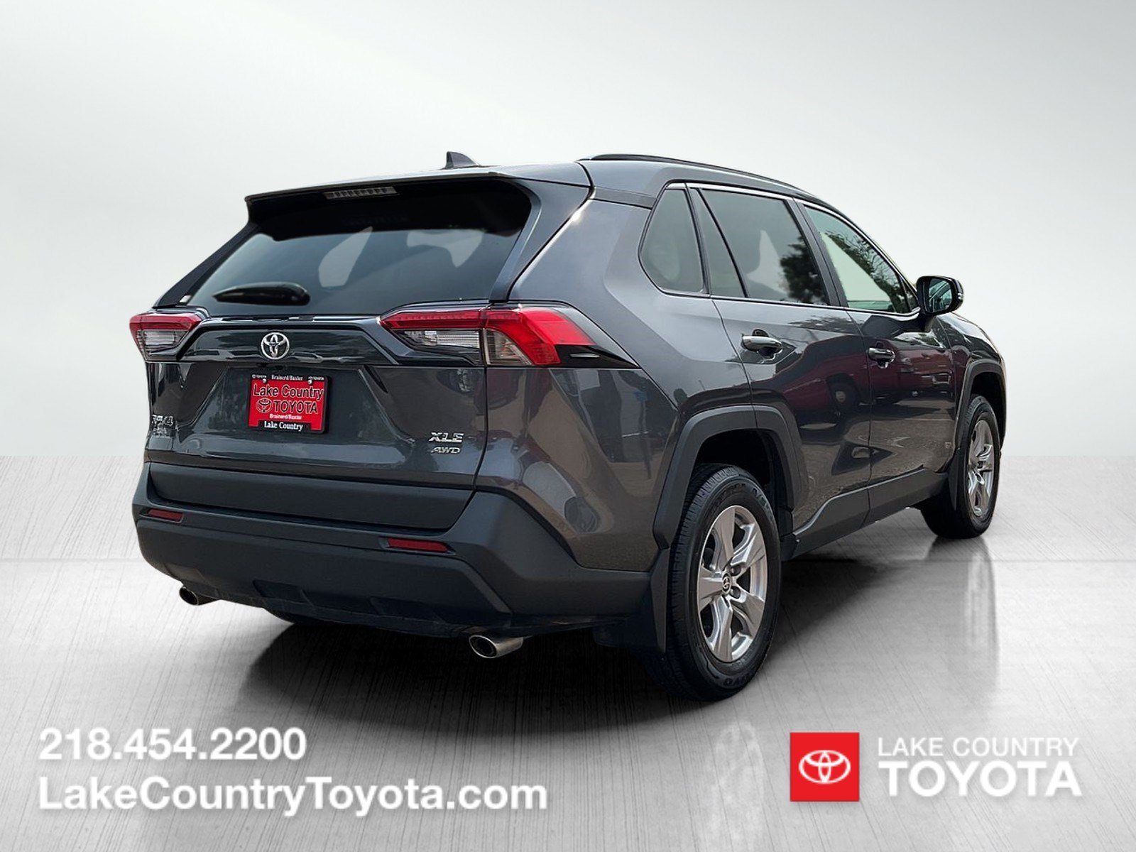 Used 2023 Gray Toyota XLE image 5
