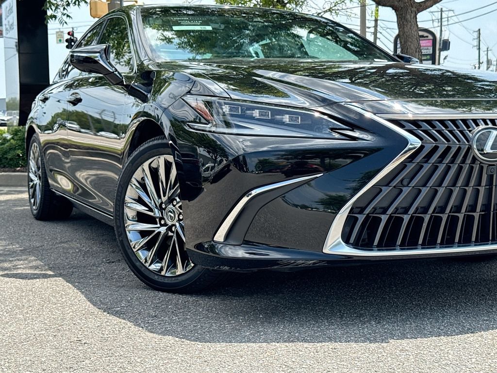 Used 2024 Black Lexus 350 Ultra Luxury image 9