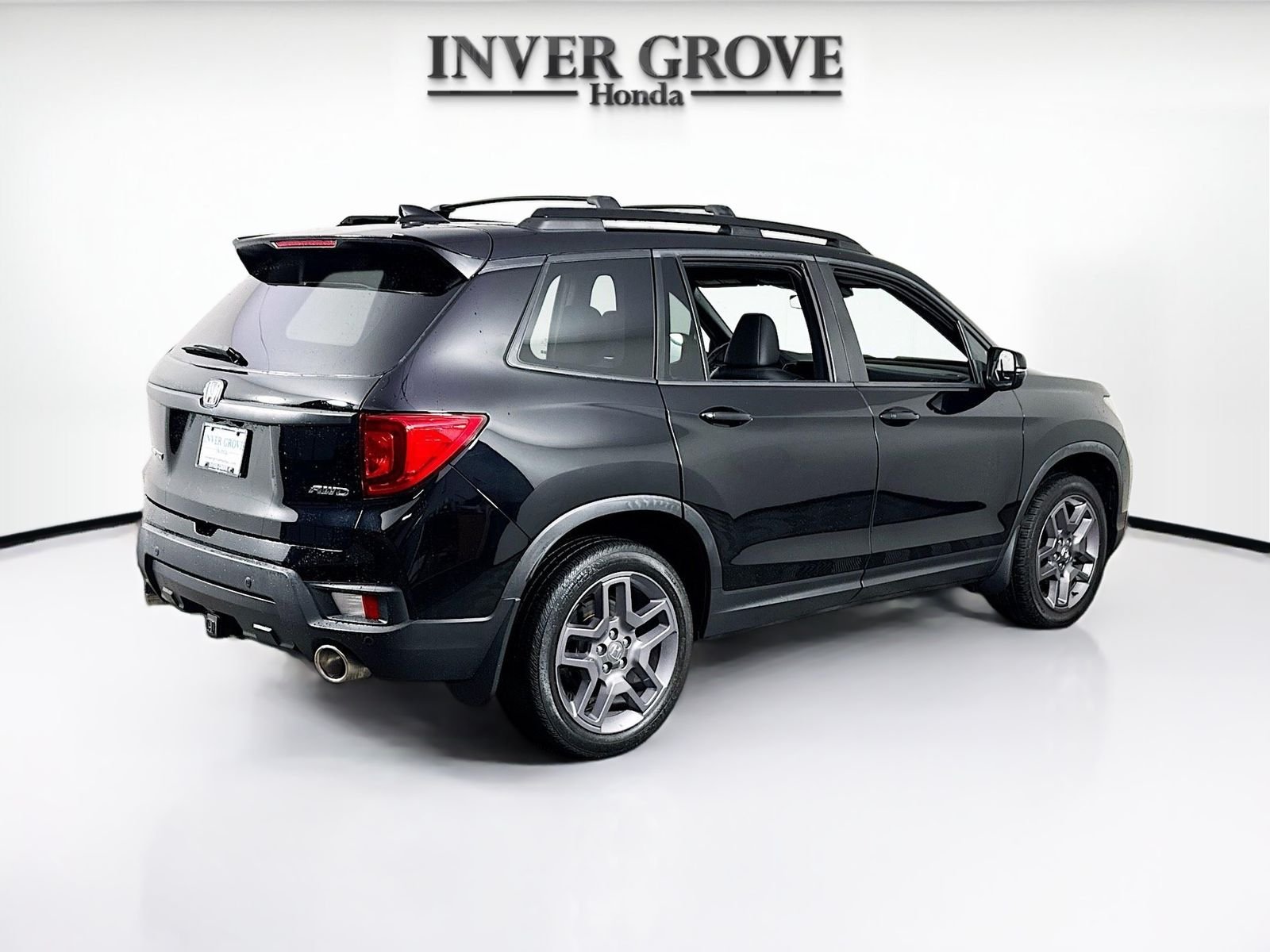 Used 2022 Crystal Black Pearl Honda EX-L image 5