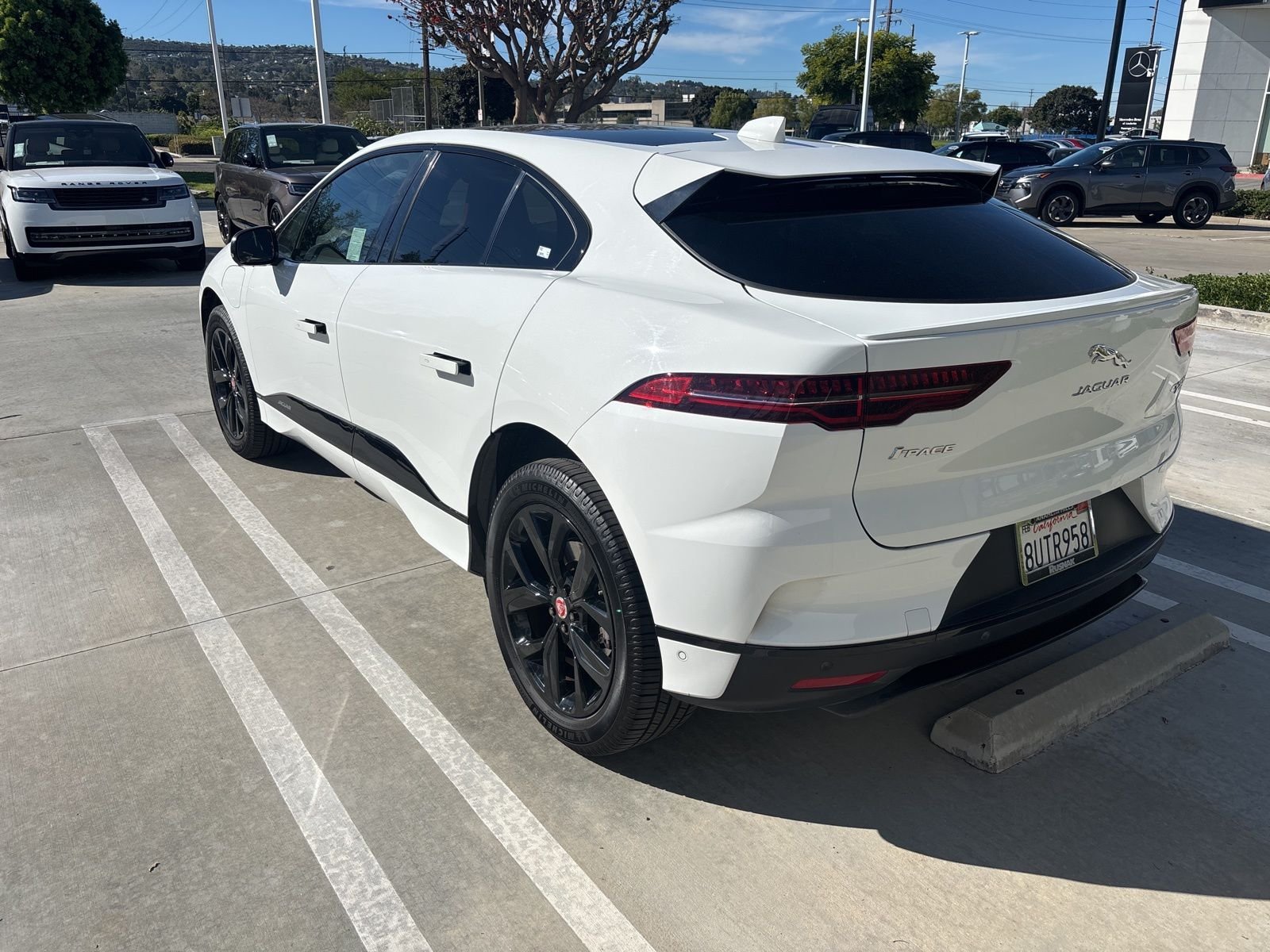 Used 2020 Fuji White Jaguar HSE image 4
