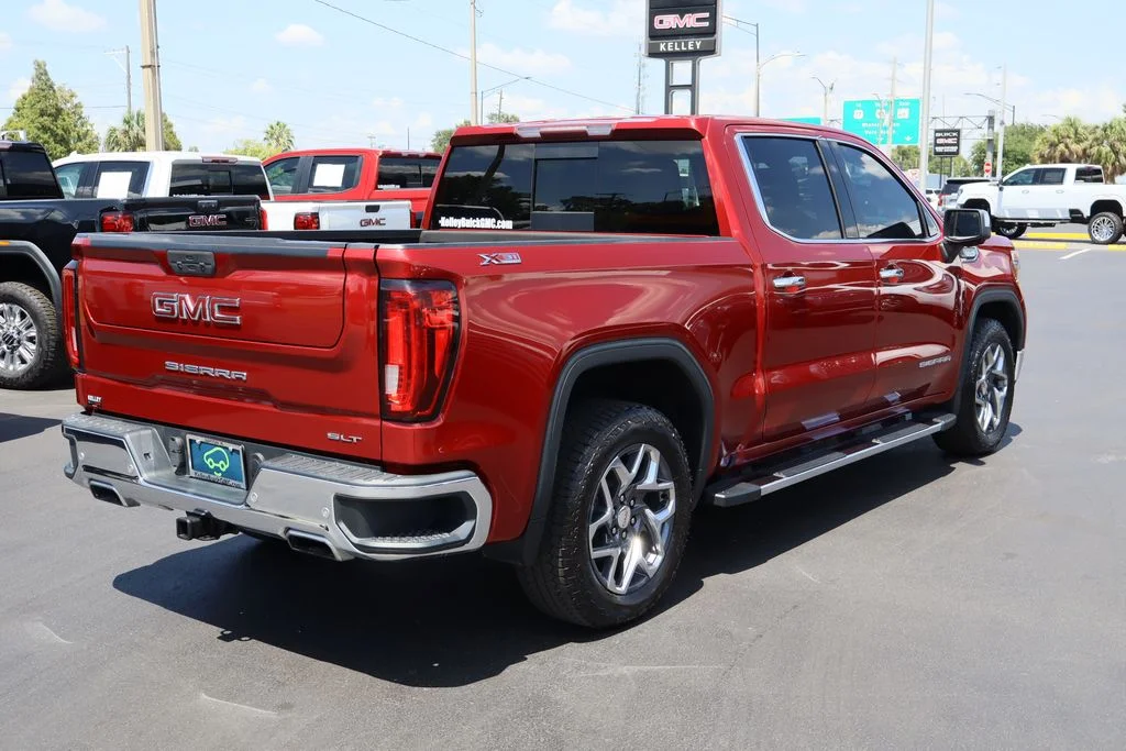 Used 2020 Red GMC SLT image 9