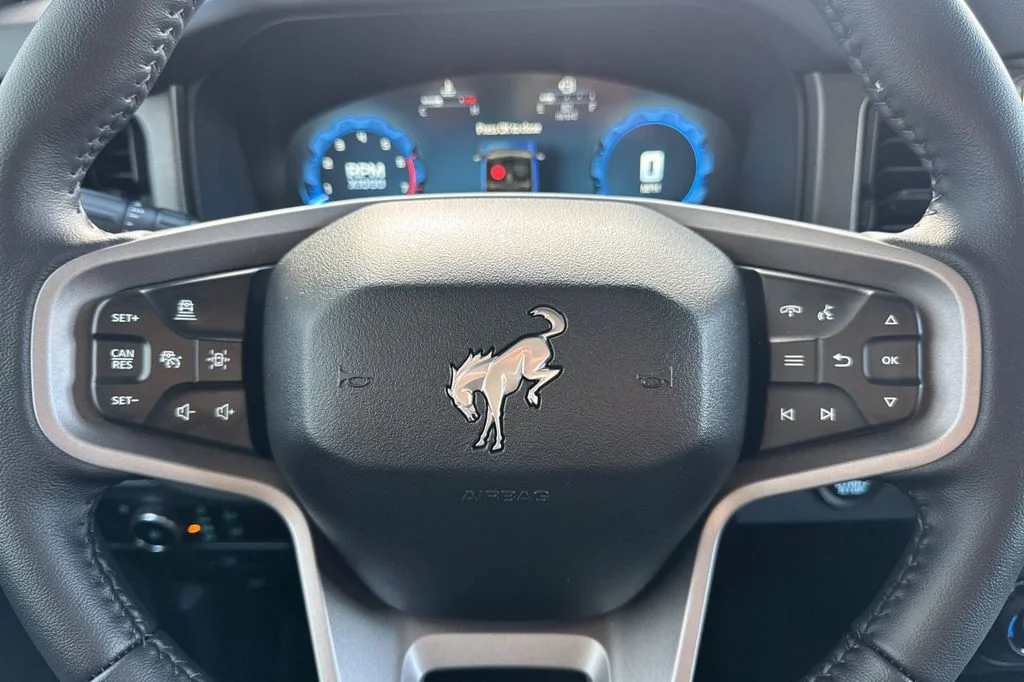 New 2026 Oxford White Ford Badlands® image 24