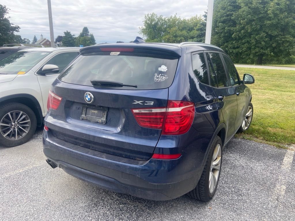 Used 2016 Deep Sea Blue Metallic BMW xDrive28i image 5