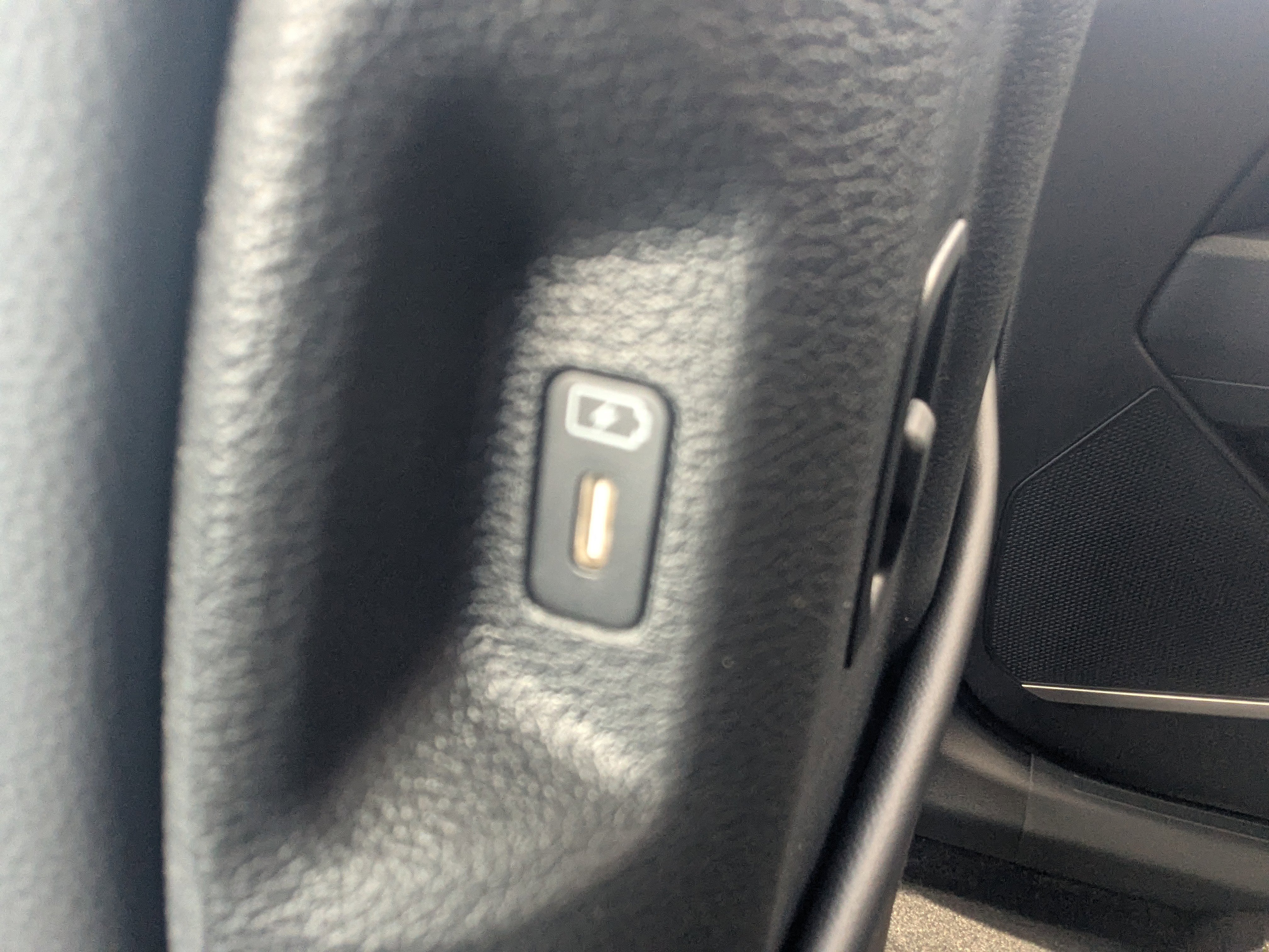 New 2026 Fusion Black Kia EX image 18