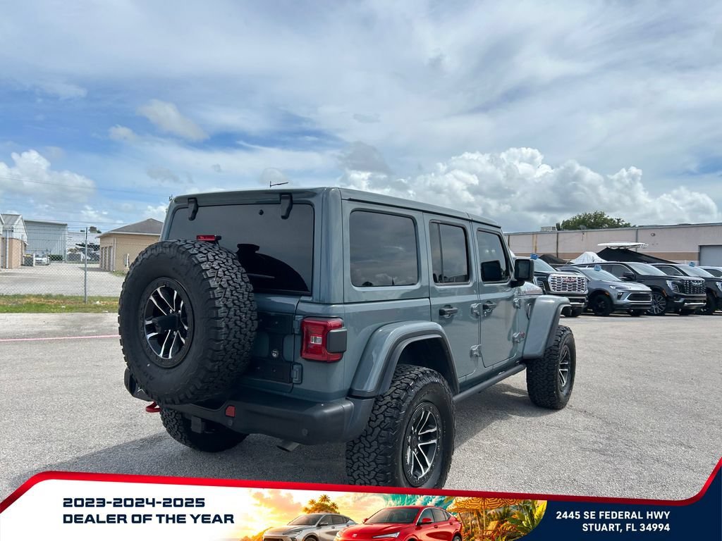 Used 2024 Gray Jeep 4-Door Recon 4x4 image 5