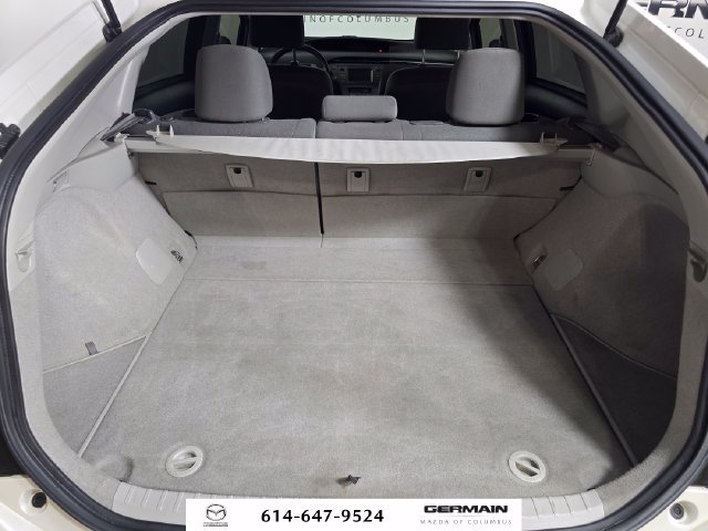 Used 2012 White Toyota Three image 24