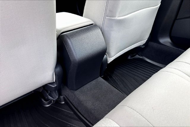 Used 2024  Honda EX image 12