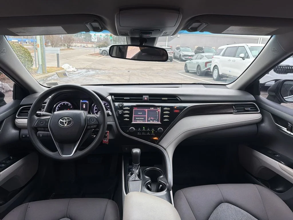 Used 2019 Silver Toyota LE image 20