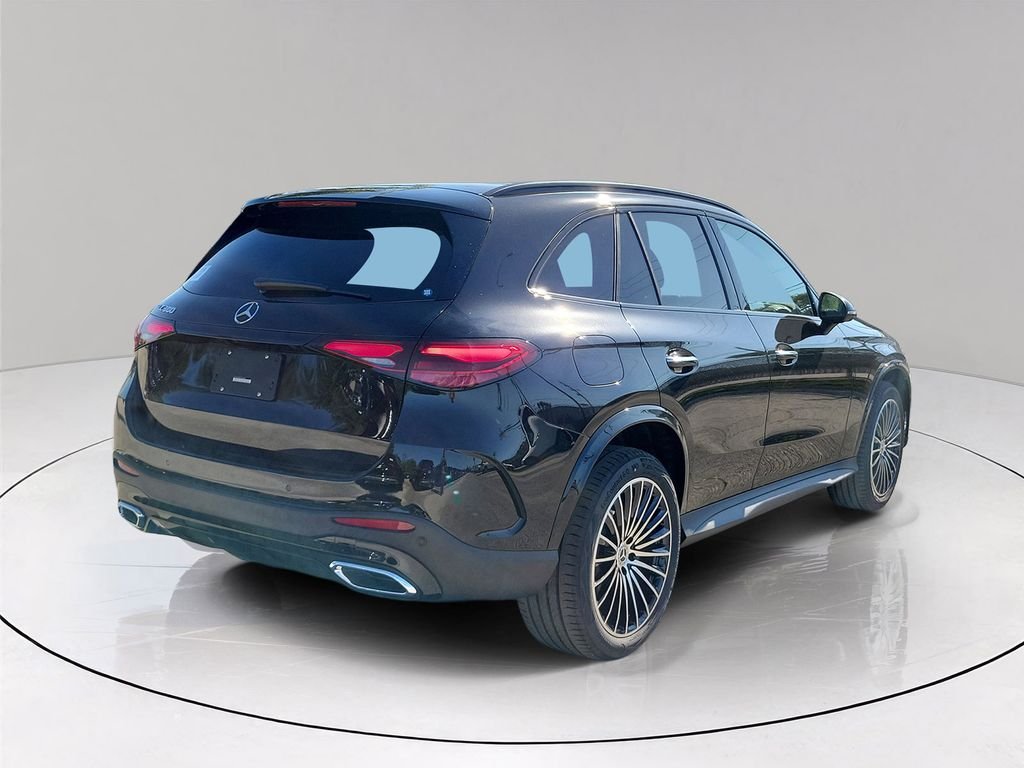 New 2026 Black Mercedes-Benz GLC 300 image 6