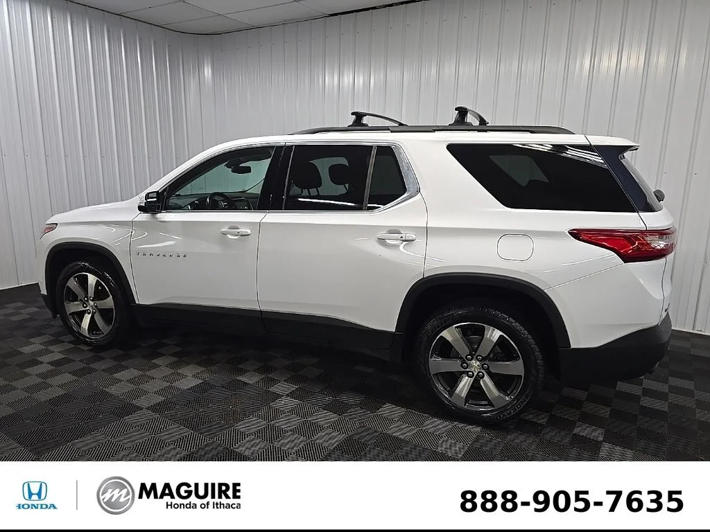 Used 2019 Summit White Chevrolet 3LT image 4