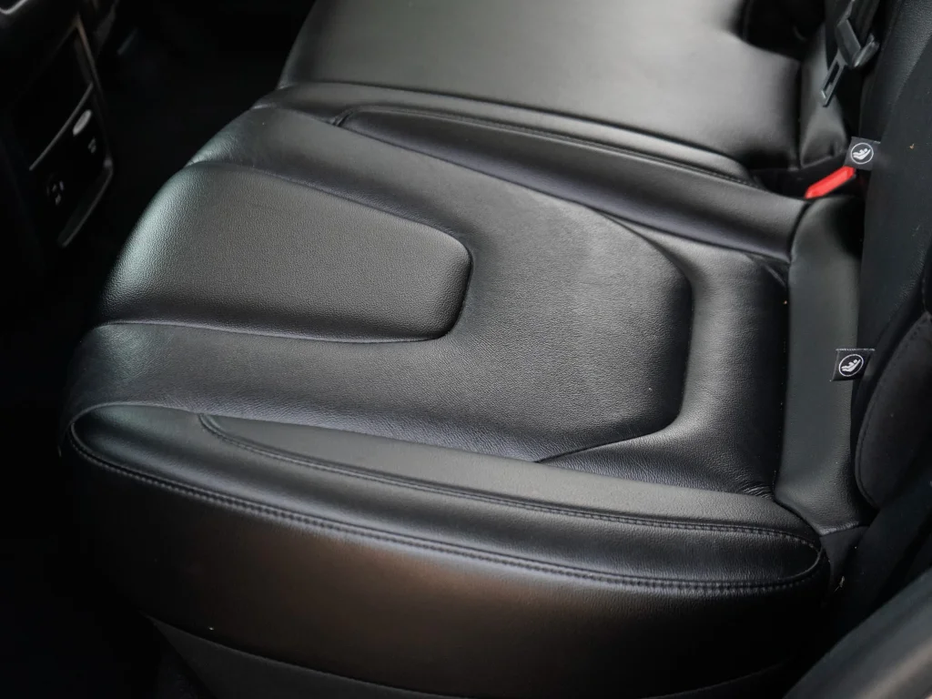 Used 2021 Carbonized Gray Metallic Ford Titanium image 20