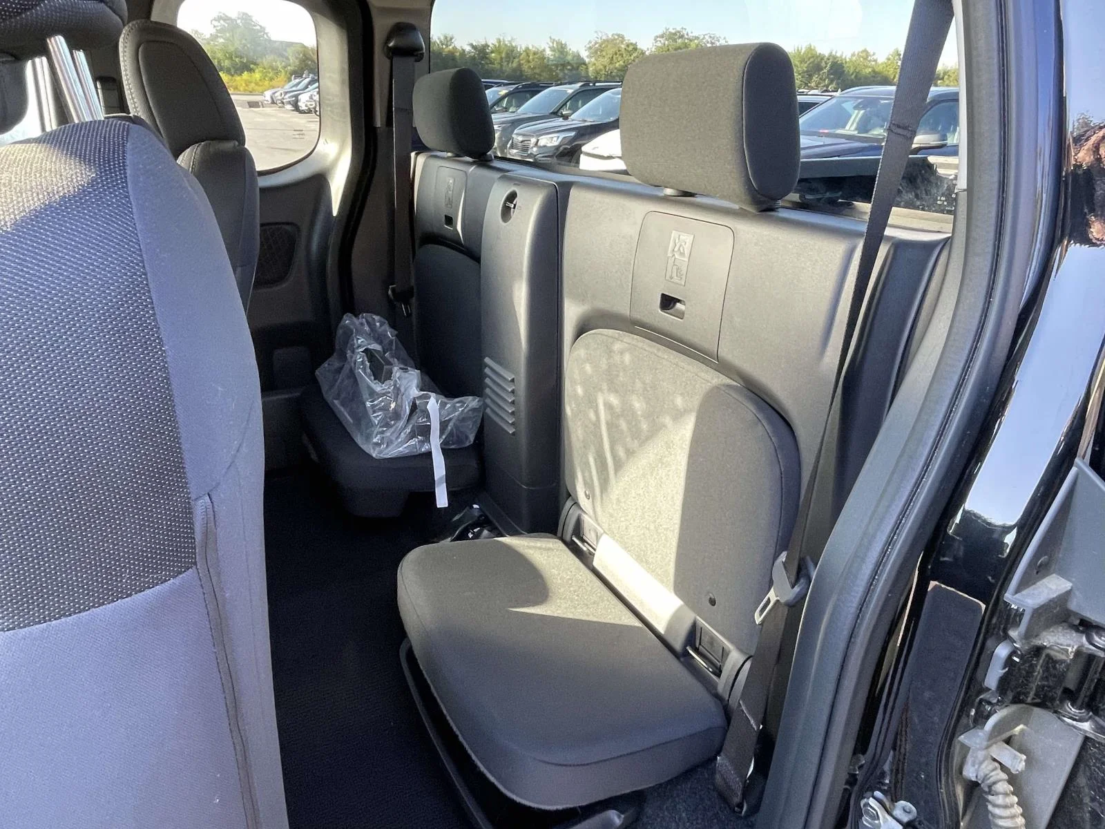 Used 2025 Super Black Nissan SV image 5