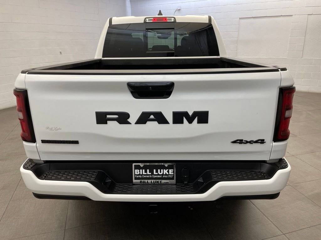 Certified Used 2025 White Ram Big Horn/Lone Star image 7