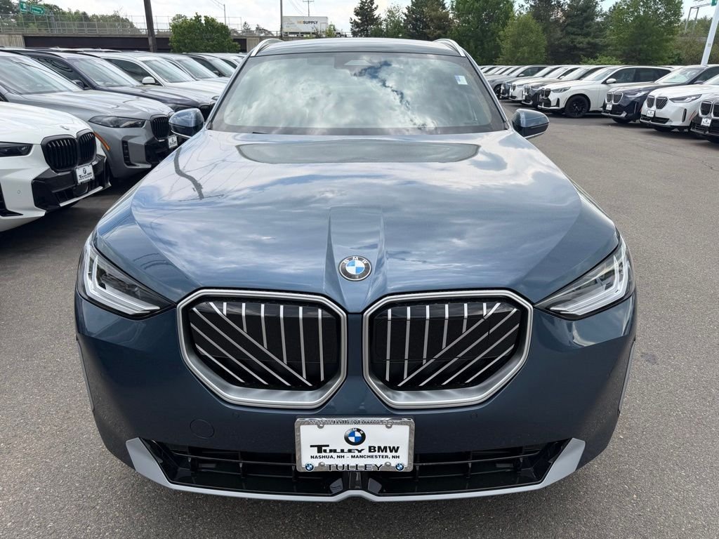 New 2026 Arctic Race Blue metallic BMW 30 xDrive image 2