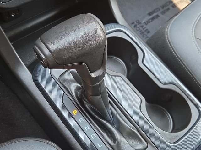 Used 2019 Pacific Blue Metallic Chevrolet Z71 image 20