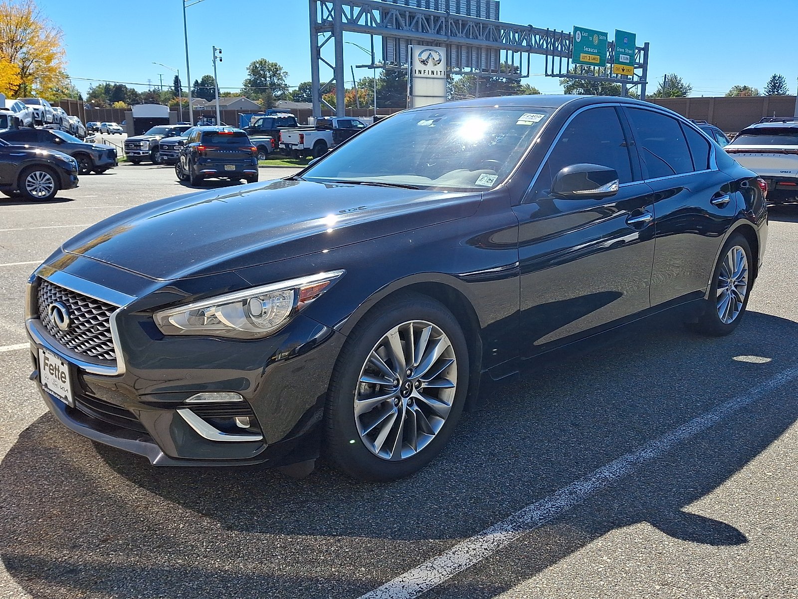Used 2023 Black Obsidian - KH3 INFINITI LUXE AWD image 2