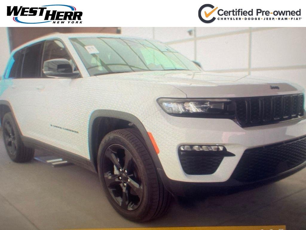 Used 2023 Bright White Clearcoat Jeep Limited image 1