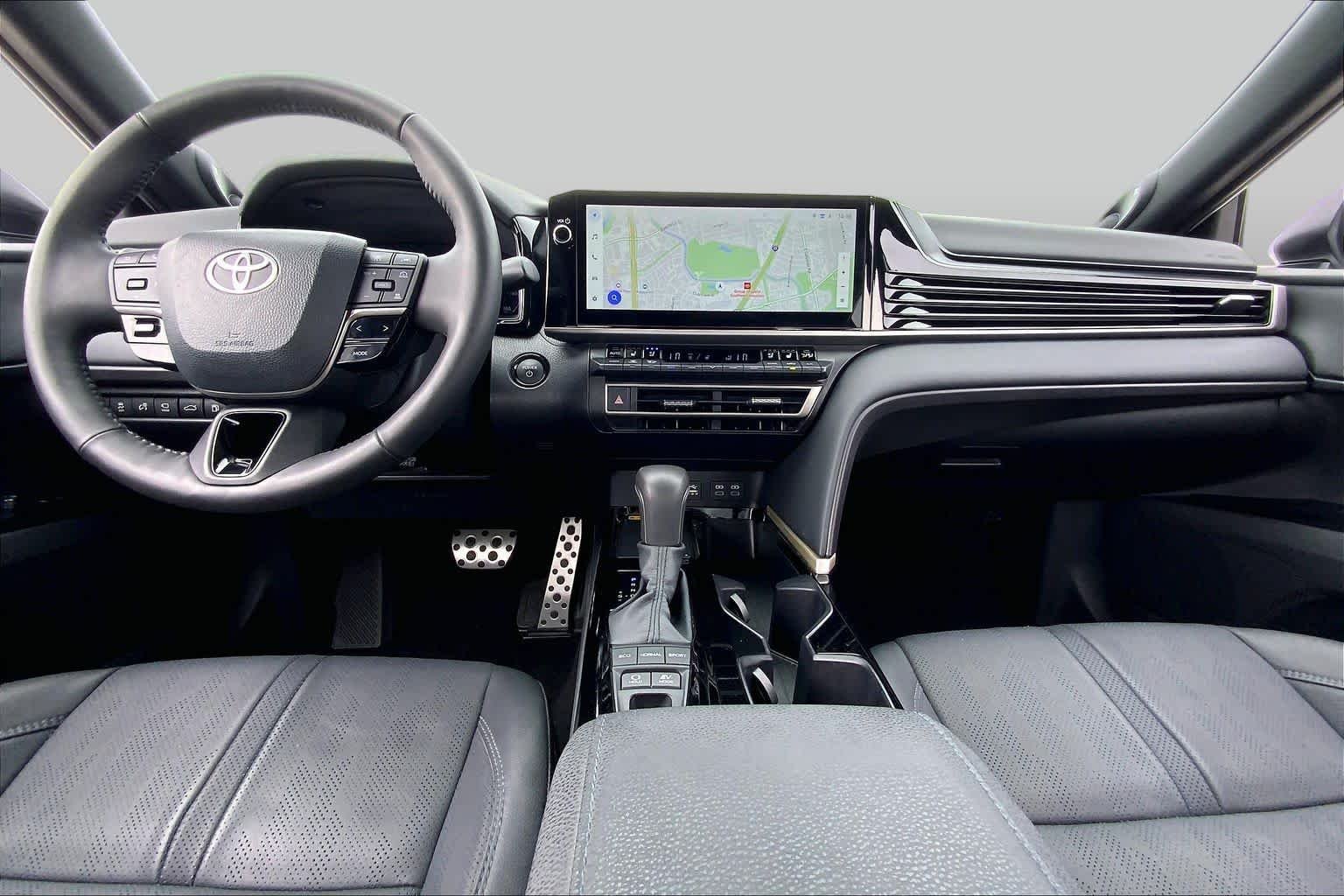 Used 2026 Wind Chill Pearl Toyota XSE image 15