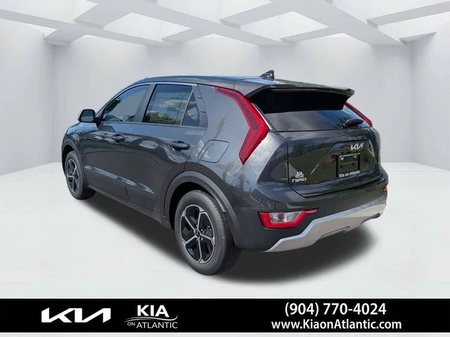 New 2026 Interstellar Gray Kia LX image 5