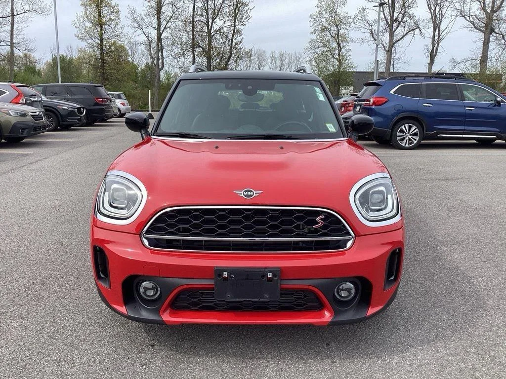 Used 2022 Chili Red MINI Signature image 5