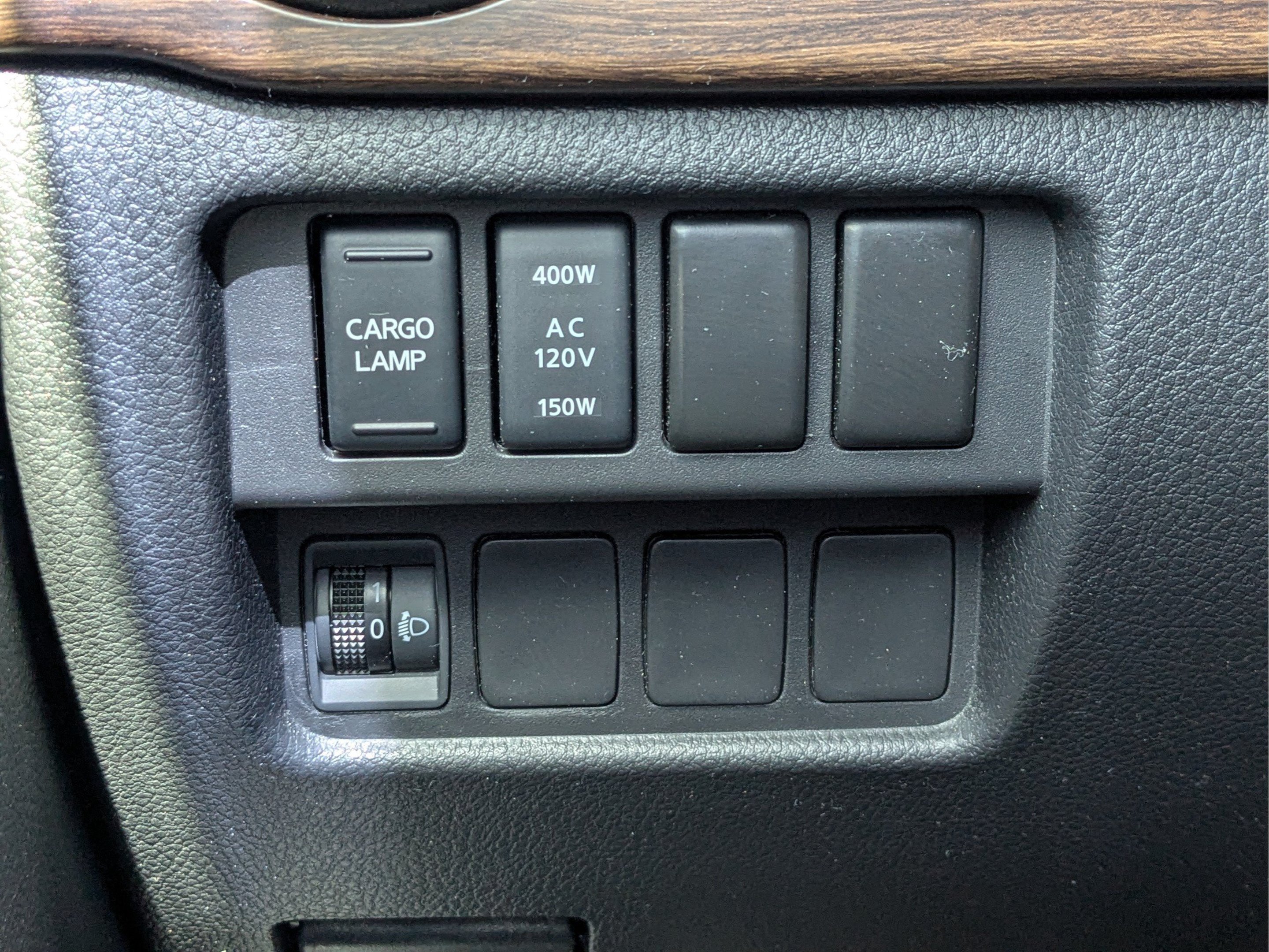 2020 Nissan Titan Platinum Reserve - Photo 23