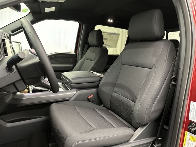 New 2026 Ruby Red Metallic Tinted Clearcoat Ford XLT image 15