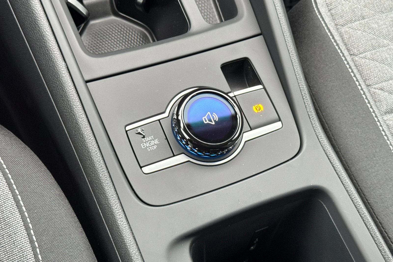 2026 Volkswagen Tiguan S - Photo 21