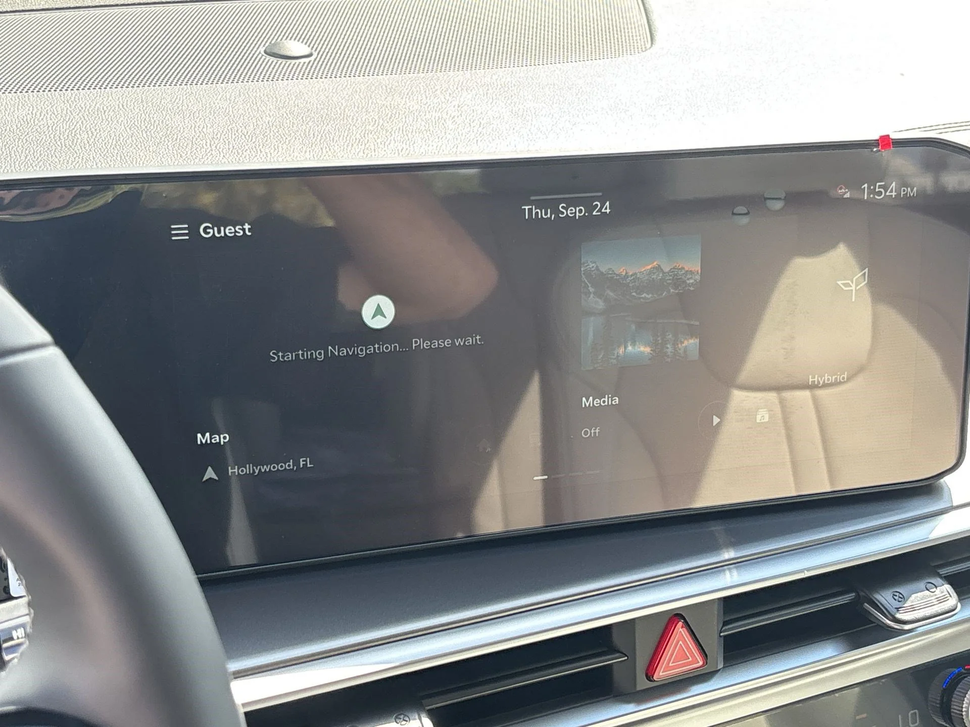 New 2026 Snow White Pearl Kia EX image 14