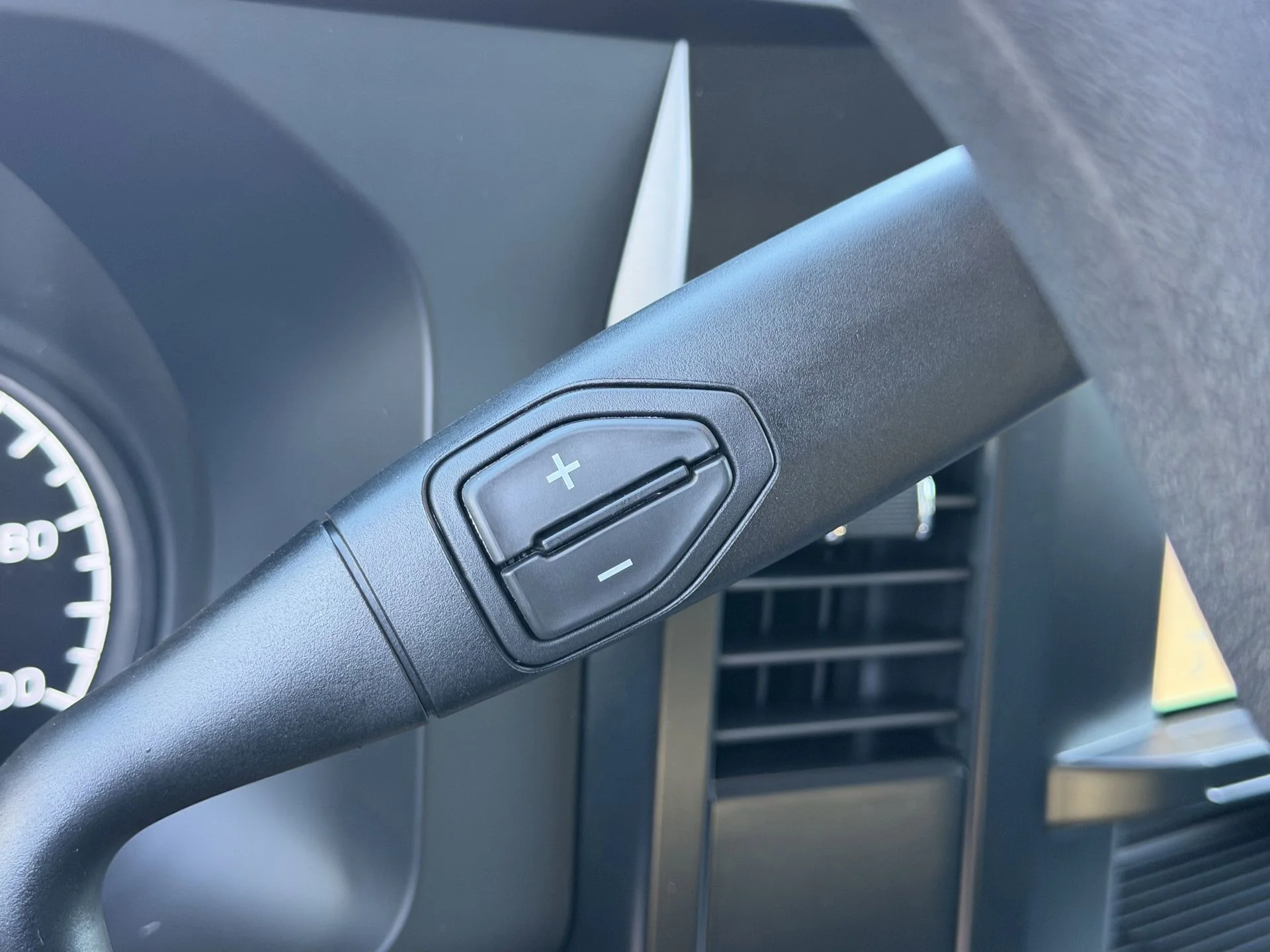 New 2026 Oxford White Ford F-450® XL image 10