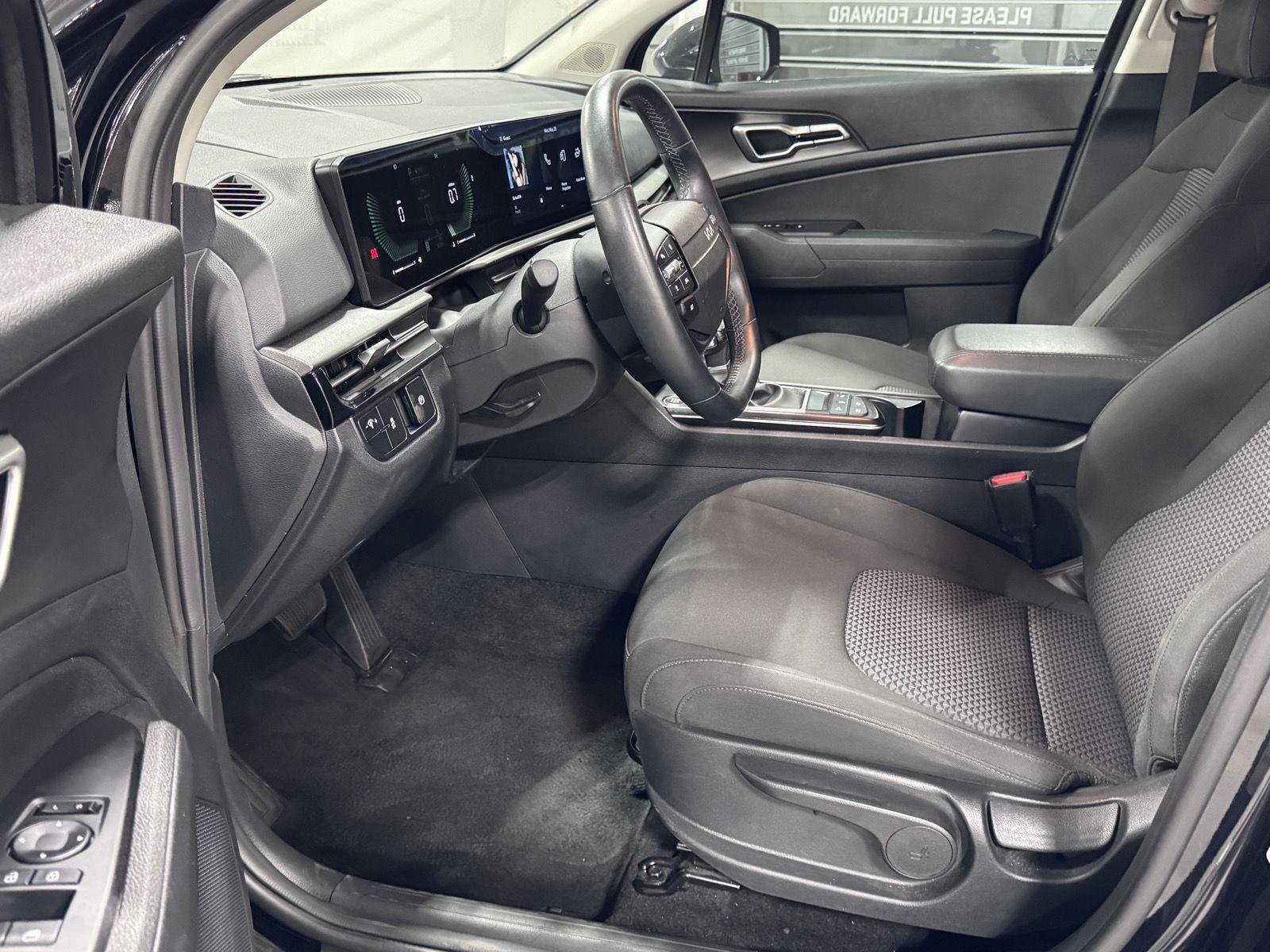 2026 Kia Sportage LX - Photo 28
