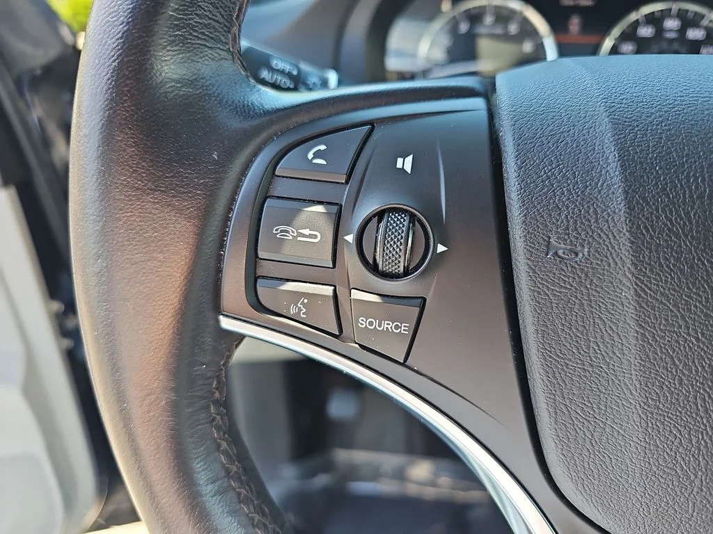 Used 2016  Acura 3.5L image 17