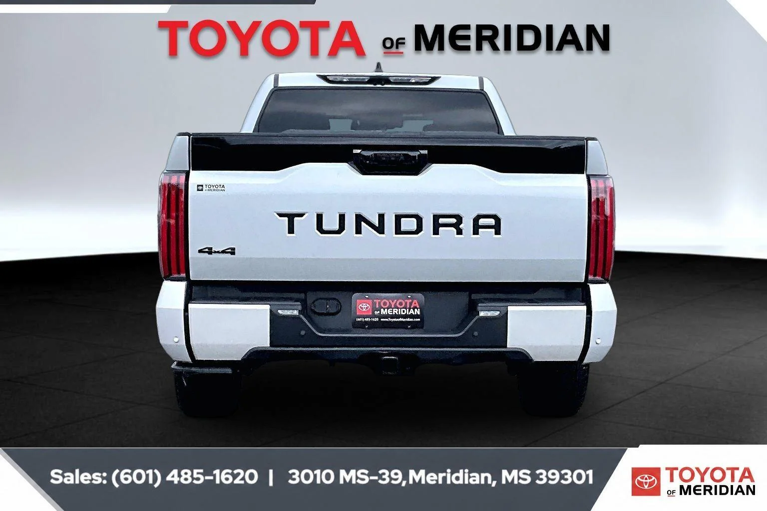 Used 2023 Wind Chill Pearl Toyota Platinum Hybrid image 4