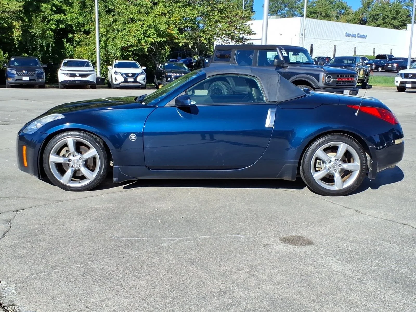 Used 2007 San Marino Blue Pearl Nissan Touring image 3