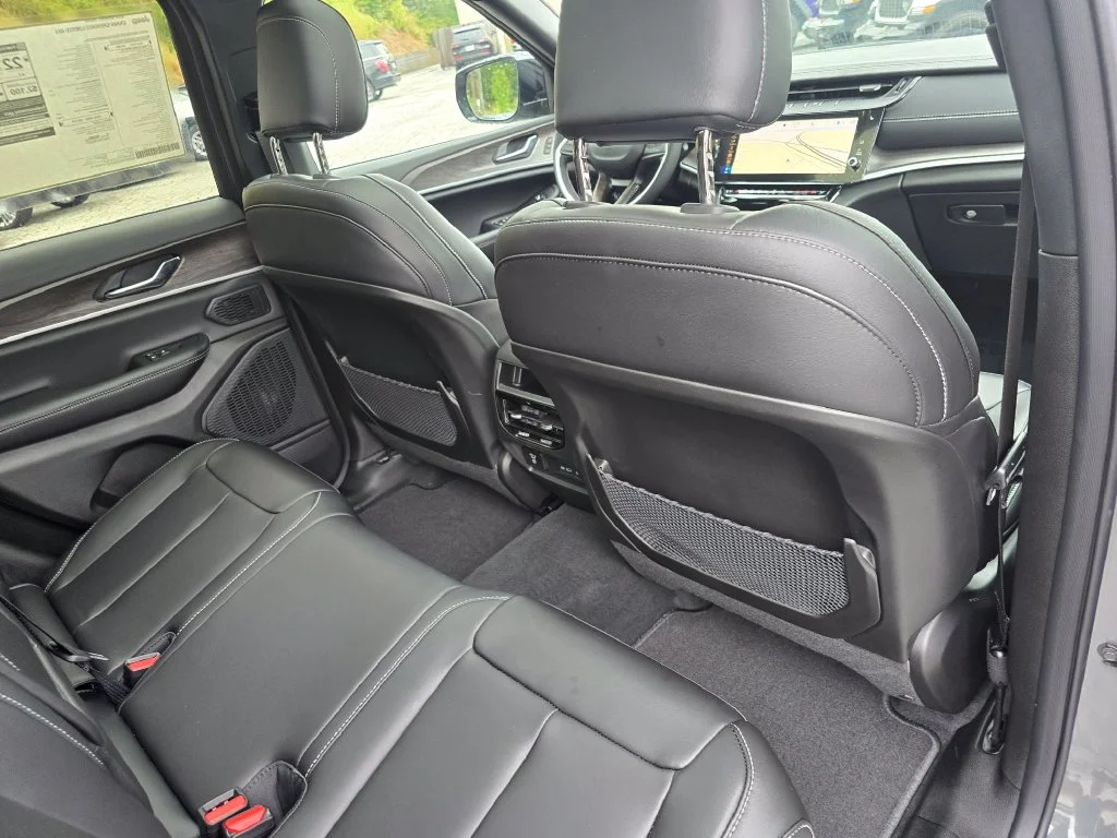 New 2027 Gray Jeep Limited image 26