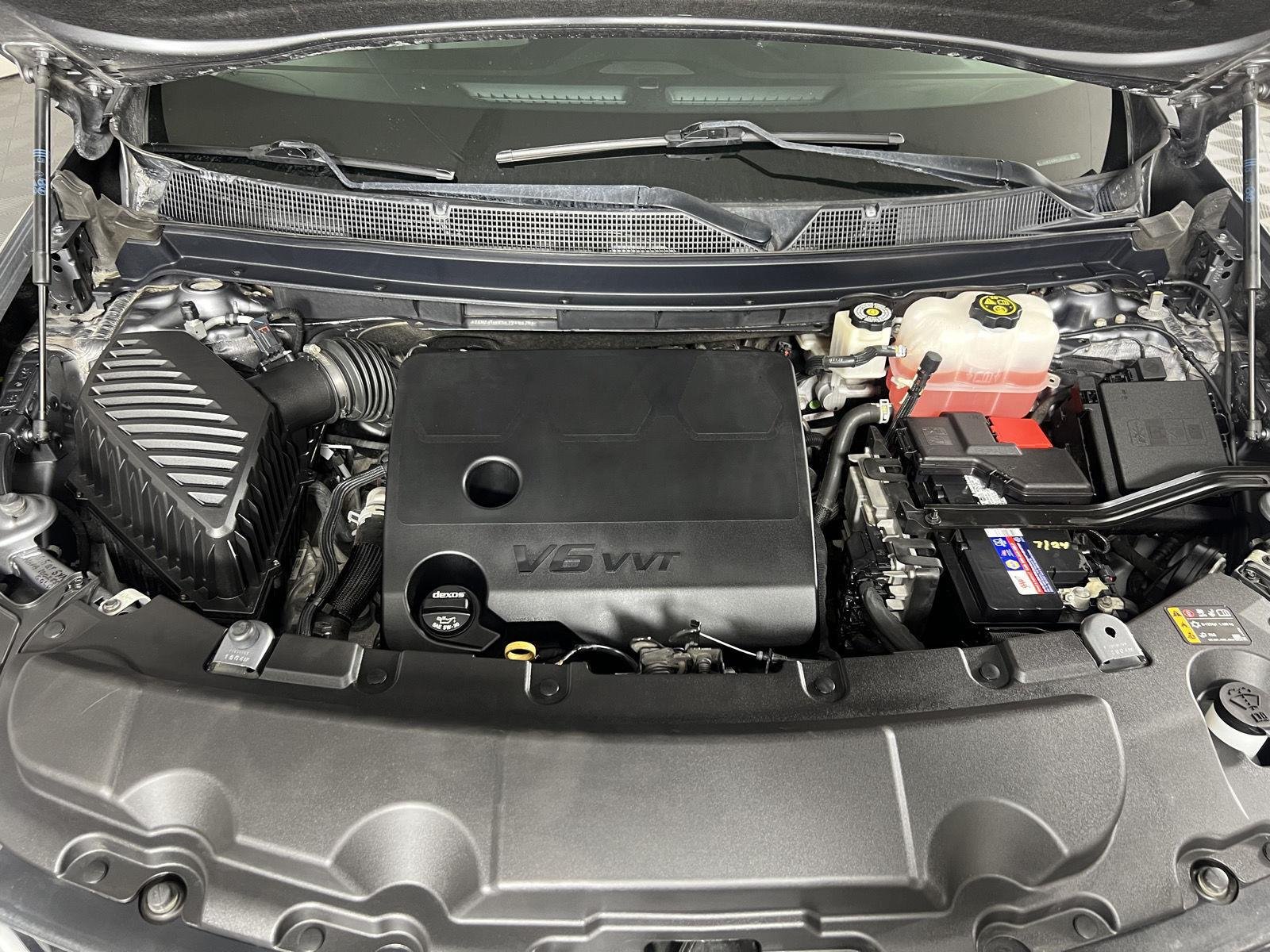 Used 2019 Satin Steel Metallic Chevrolet LT Leather image 26