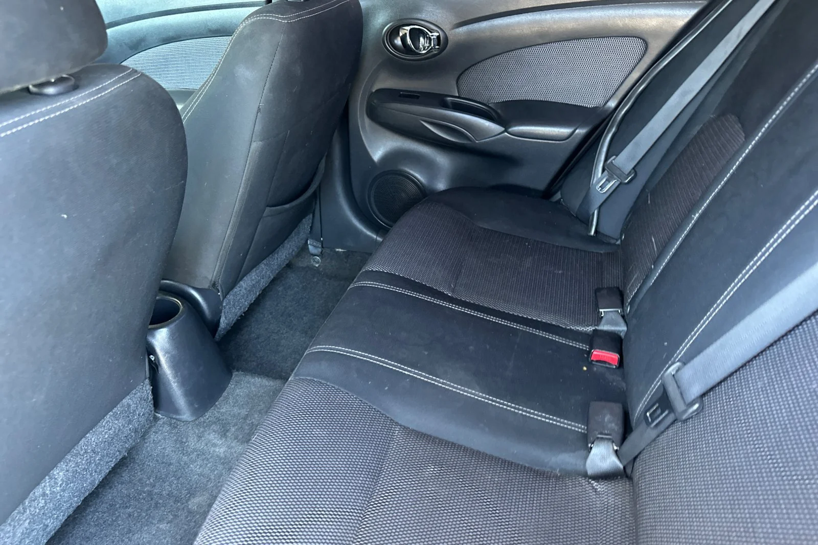 Used 2014 Magnetic Gray Nissan SV image 12
