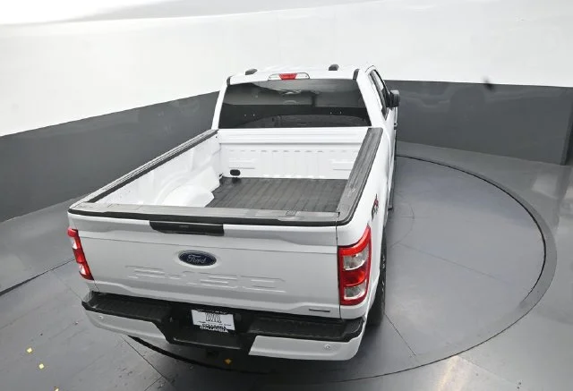Used 2023 White Ford XL image 17