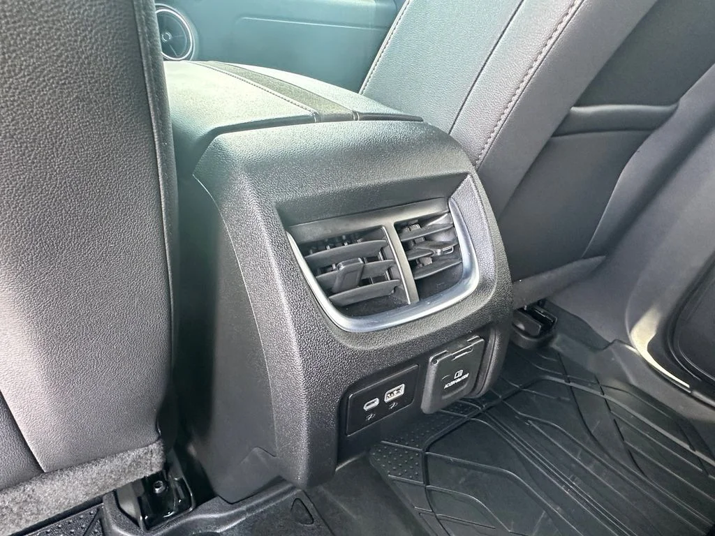 Used 2022 Silver Chevrolet Premier image 24