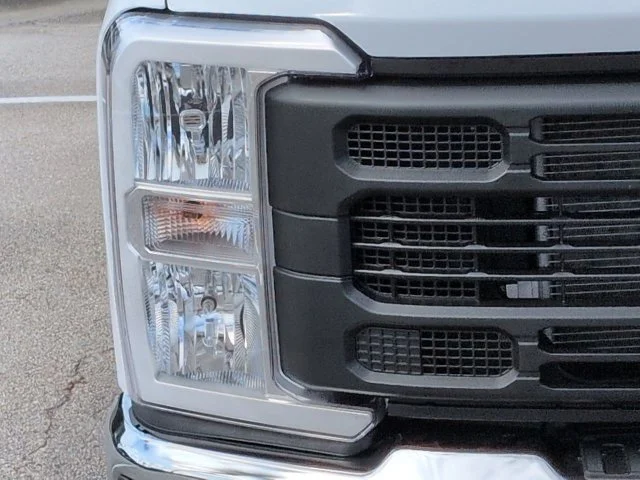 New 2027 White Ford XL image 10