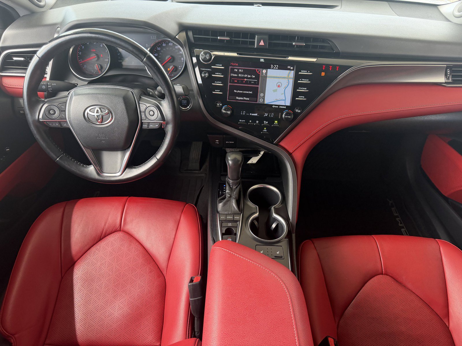 Used 2019 Wind Chill Pearl Toyota XSE V6 image 25
