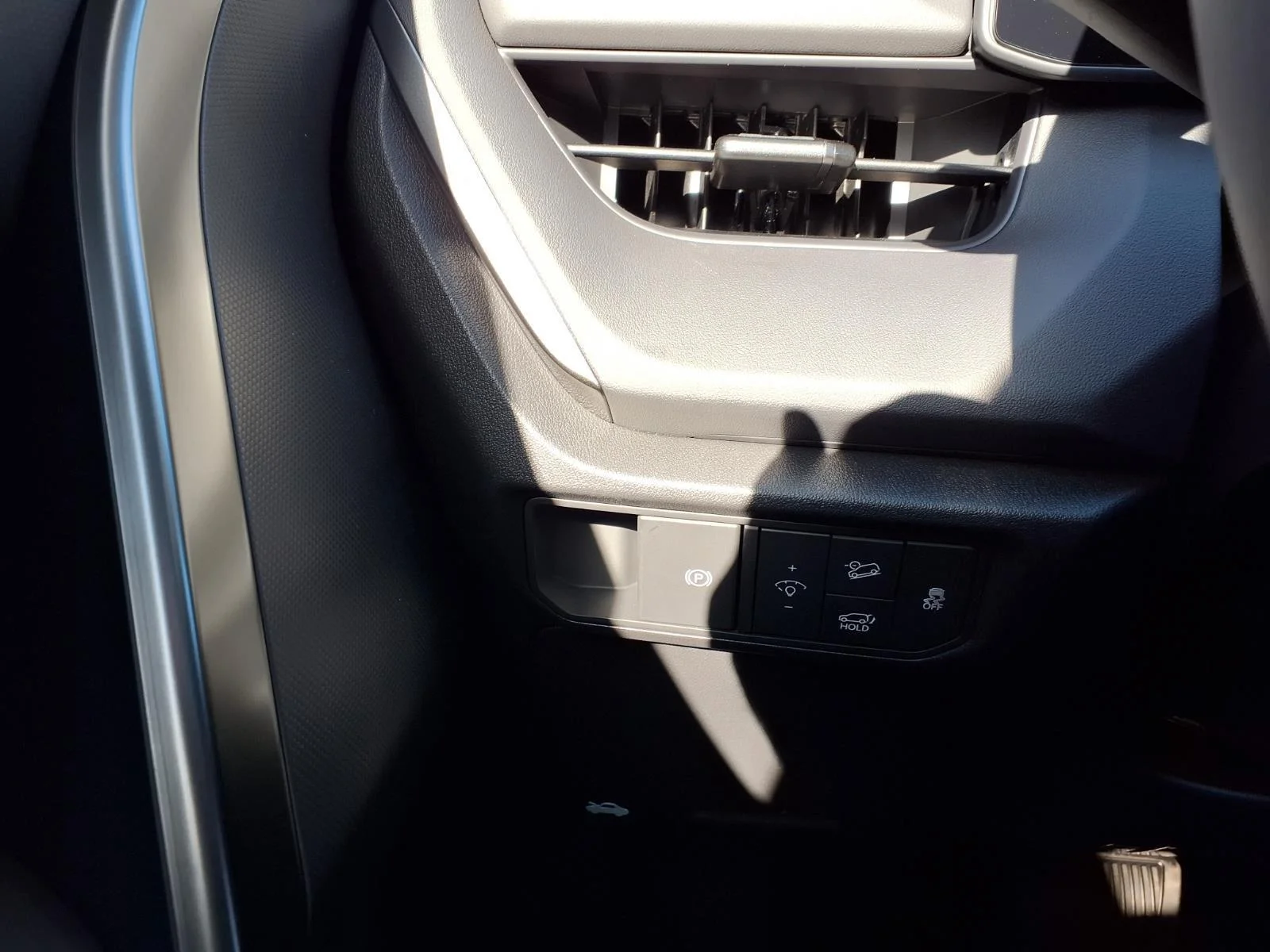 New 2027 Terrain Brown Kia X-Line SX image 10